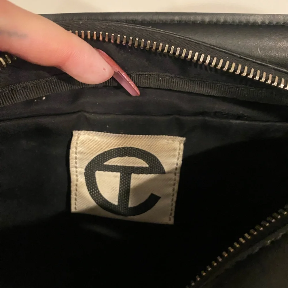 Authentic Telfar Logo Bag - Picture 8 of 10